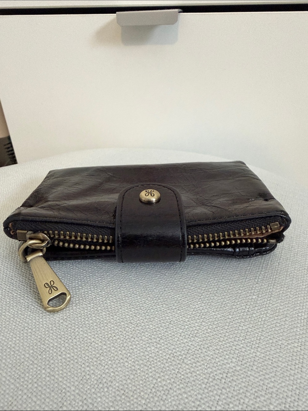 HOBO Black Patent Leather Snap & Zip Wallet - Picture 5 of 8